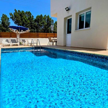 Villa Alkioni 31 Paralimni Exterior photo